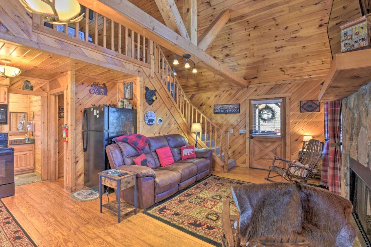 Helen Cabin With Deck And Hot Tub Less Than Half Mi To Main St ภายนอก รูปภาพ