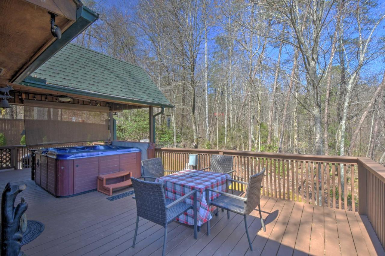 Helen Cabin With Deck And Hot Tub Less Than Half Mi To Main St ภายนอก รูปภาพ