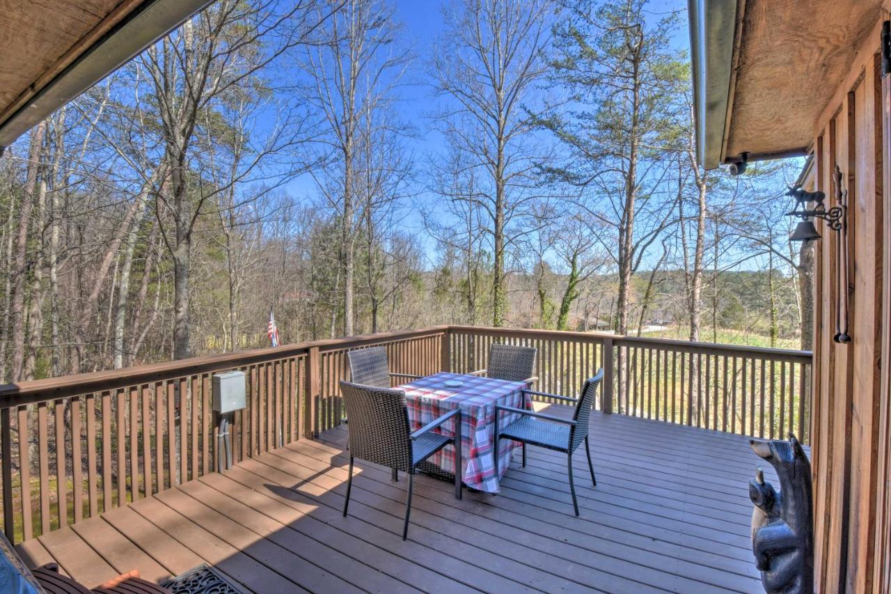 Helen Cabin With Deck And Hot Tub Less Than Half Mi To Main St ภายนอก รูปภาพ